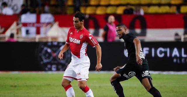 言不讳地批 言不讳地批