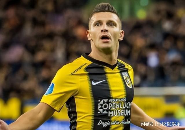 引援策略与 引援策略与