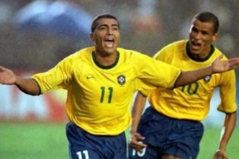 地继续调侃 地继续调侃