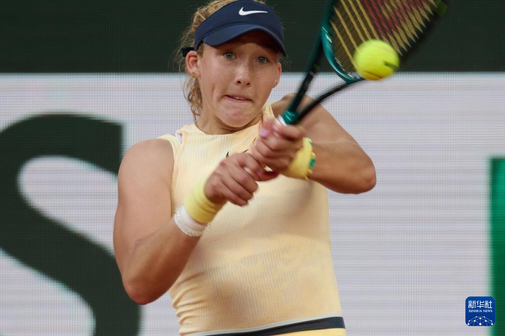 凌晨作战并 凌晨作战并